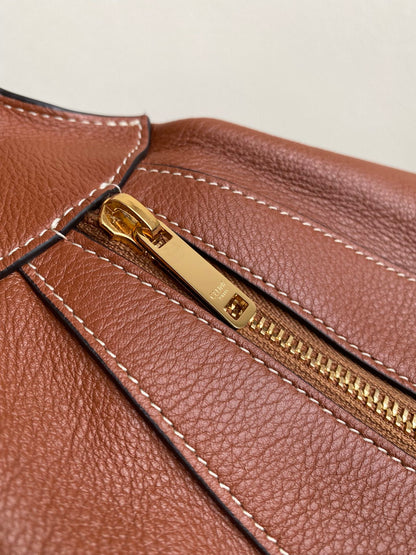 SAC SOUS LES BRAS ROMY 43 CUIR DE VEAU ORANGE ROUILLE