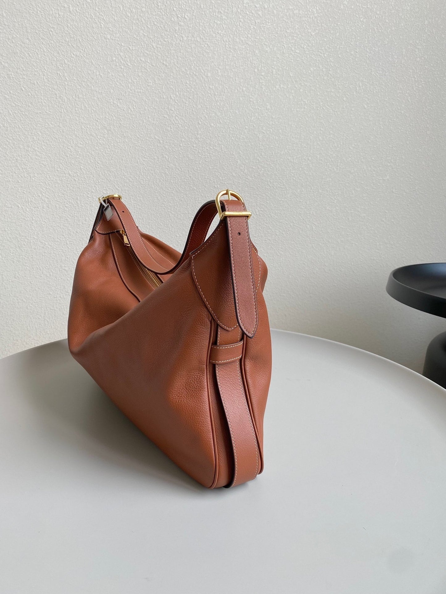 SAC SOUS LES BRAS ROMY 43 CUIR DE VEAU ORANGE ROUILLE