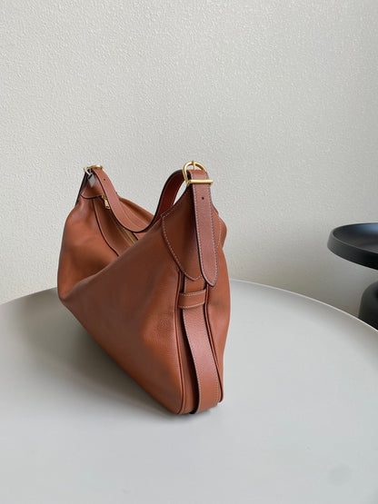 SAC SOUS LES BRAS ROMY 43 CUIR DE VEAU ORANGE ROUILLE