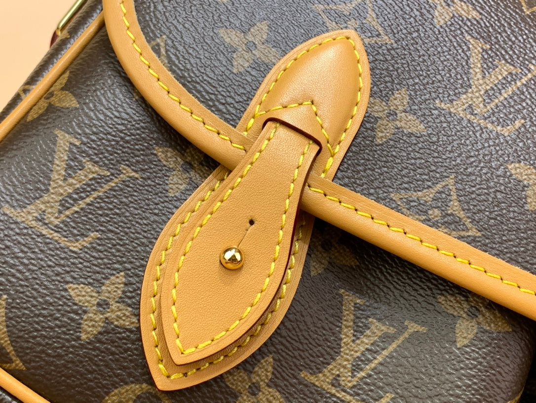 LV ジベシエール 28cm ブラウン モノグラム キャンバス 205872