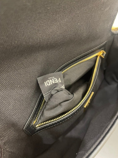 フェンディ バゲット 26 ブラック ナッパレザー バッグ（ゴールド金具付き）