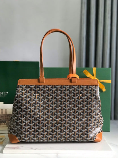 SAC BELLECHASSE BIAUDE PM 36 EN TOILE GOYARDINE NOIRE ET GARNITURES EN CUIR DE VEAU BRUN