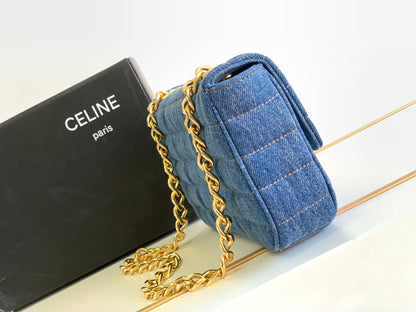 SAC À BANDOULIÈRE EN CUIR DENIM AVEC 24 CHAÎNES