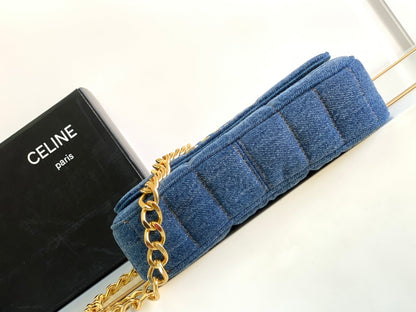 SAC À BANDOULIÈRE EN CUIR DENIM AVEC 24 CHAÎNES