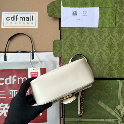gg marmont mini 18 cm en cuir de veau blanc avec finitions dorées
