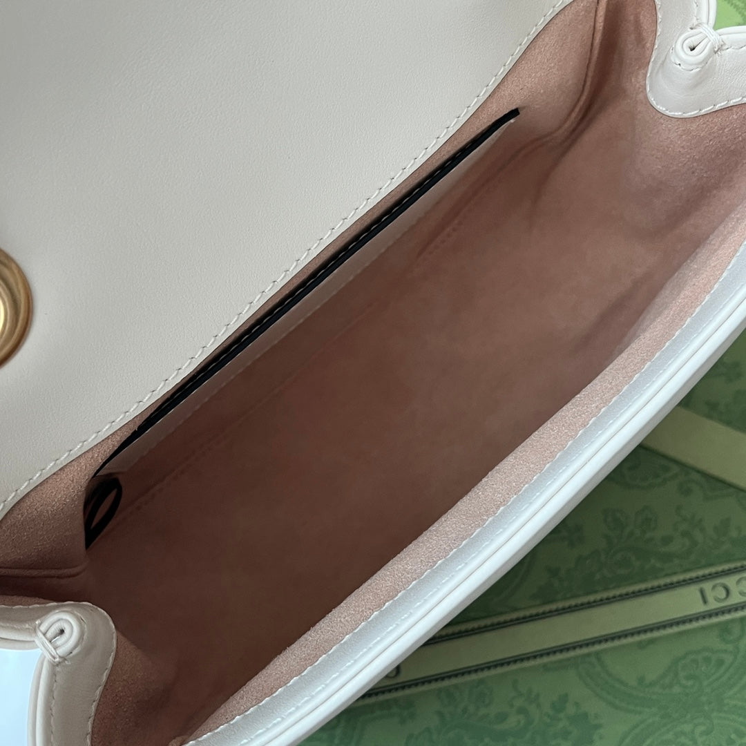 gg marmont mini 18 cm en cuir de veau blanc avec finitions dorées