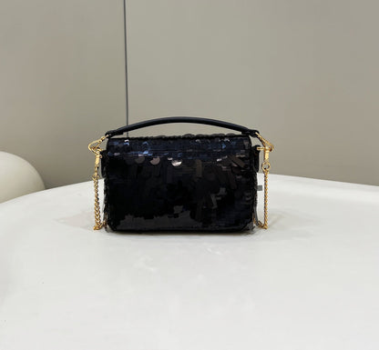 BAGUETTE MINI 19 EN PAILLETTES NOIRES QUINCAILLERIE DOREE