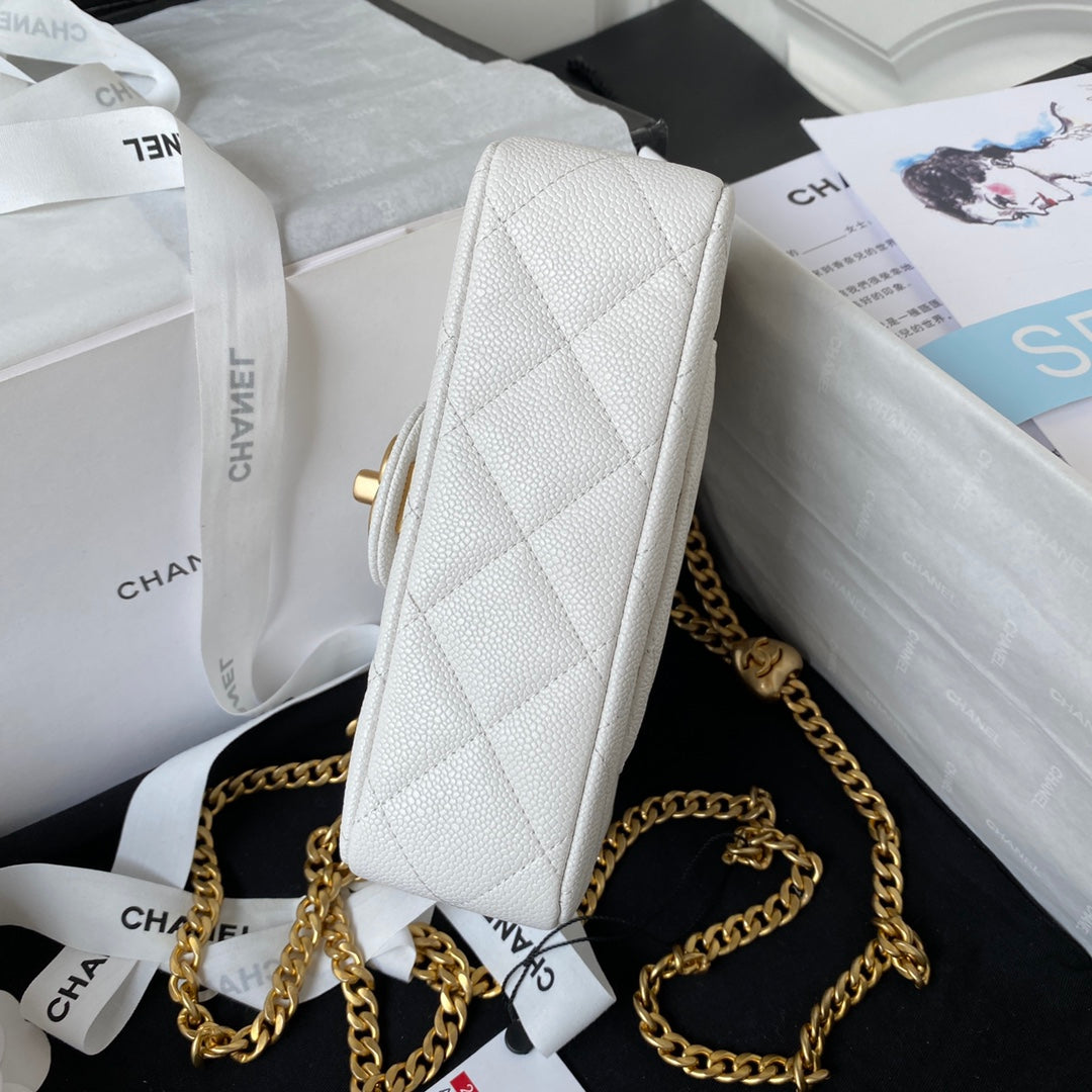Sac à rabat 19 cm Blanc Caviar Quincaillerie dorée 