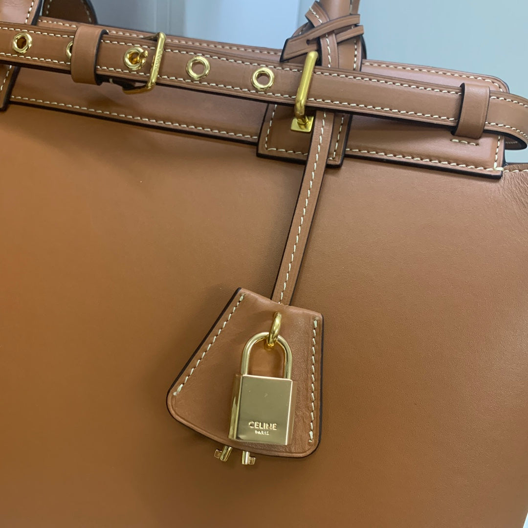 SAC CONTI 36 EN CUIR DE VEAU MARRON BRONZE, QUINCAILLERIE DORÉ