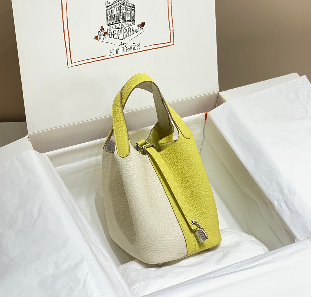 Picotin Lock 18 Blanc Citron Vert Togo SHW