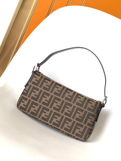 Sac à bandoulière Fend Baguette 27 en tissu jacquard marron FF 