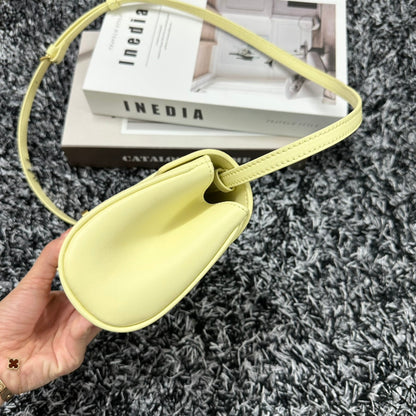 CLASSIC MINI 18 CUIR DE VEAU JAUNE PASTEL