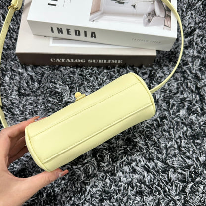 CLASSIC MINI 18 CUIR DE VEAU JAUNE PASTEL