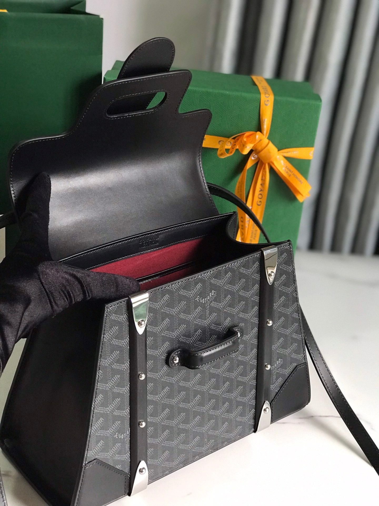 SAC SAÏGON PM 28 EN TOILE GOYARDINE NOIRE ET CUIR DE VEAU