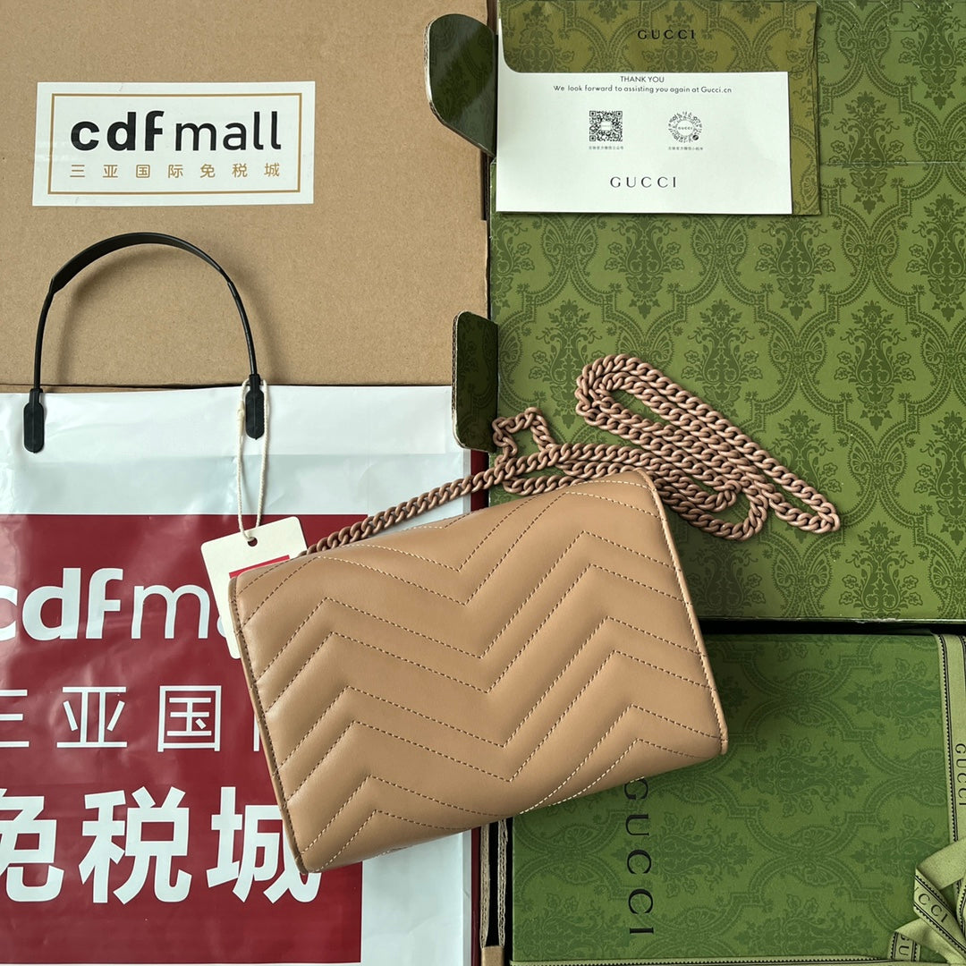 SAC À MAIN MATELASSÉ MARMONT 20 EN CUIR DE VEAU BEIGE