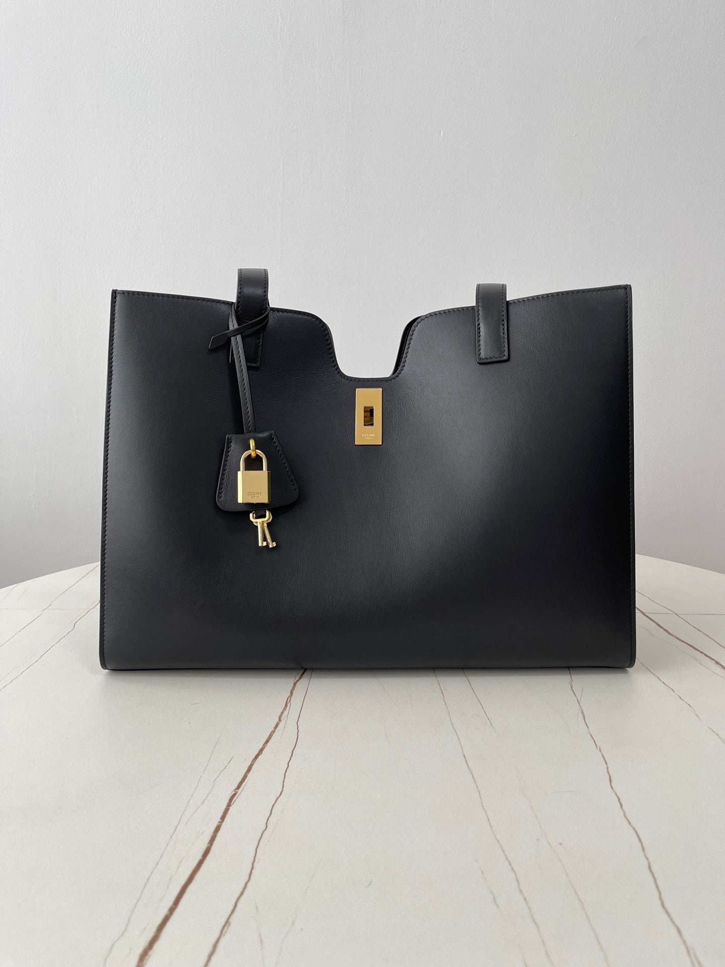 cabas 16 37cm cuir de veau noir