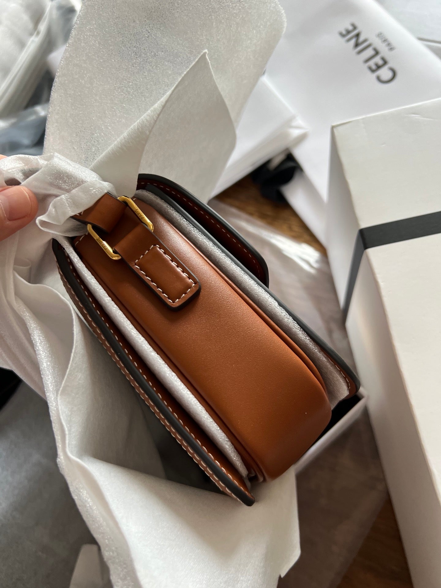 TEEN TRIOMPHE 18.5 TAN MONOGRAM TOILE CUIR DE VEAU MARRON