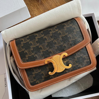 TEEN TRIOMPHE 18.5 TAN MONOGRAM TOILE CUIR DE VEAU MARRON