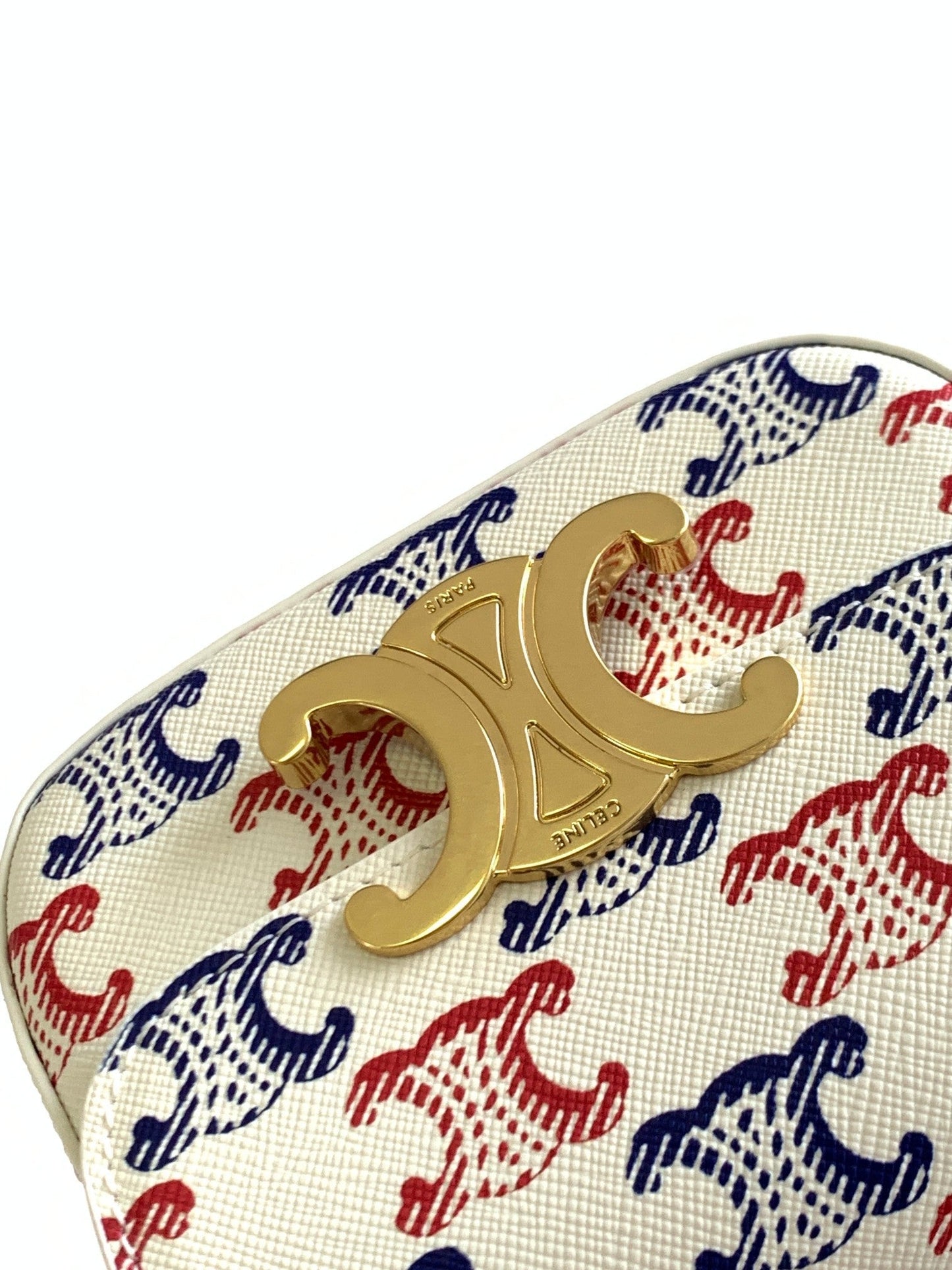 CUIR DE VACHE COLORÉ TRIPHOME 11