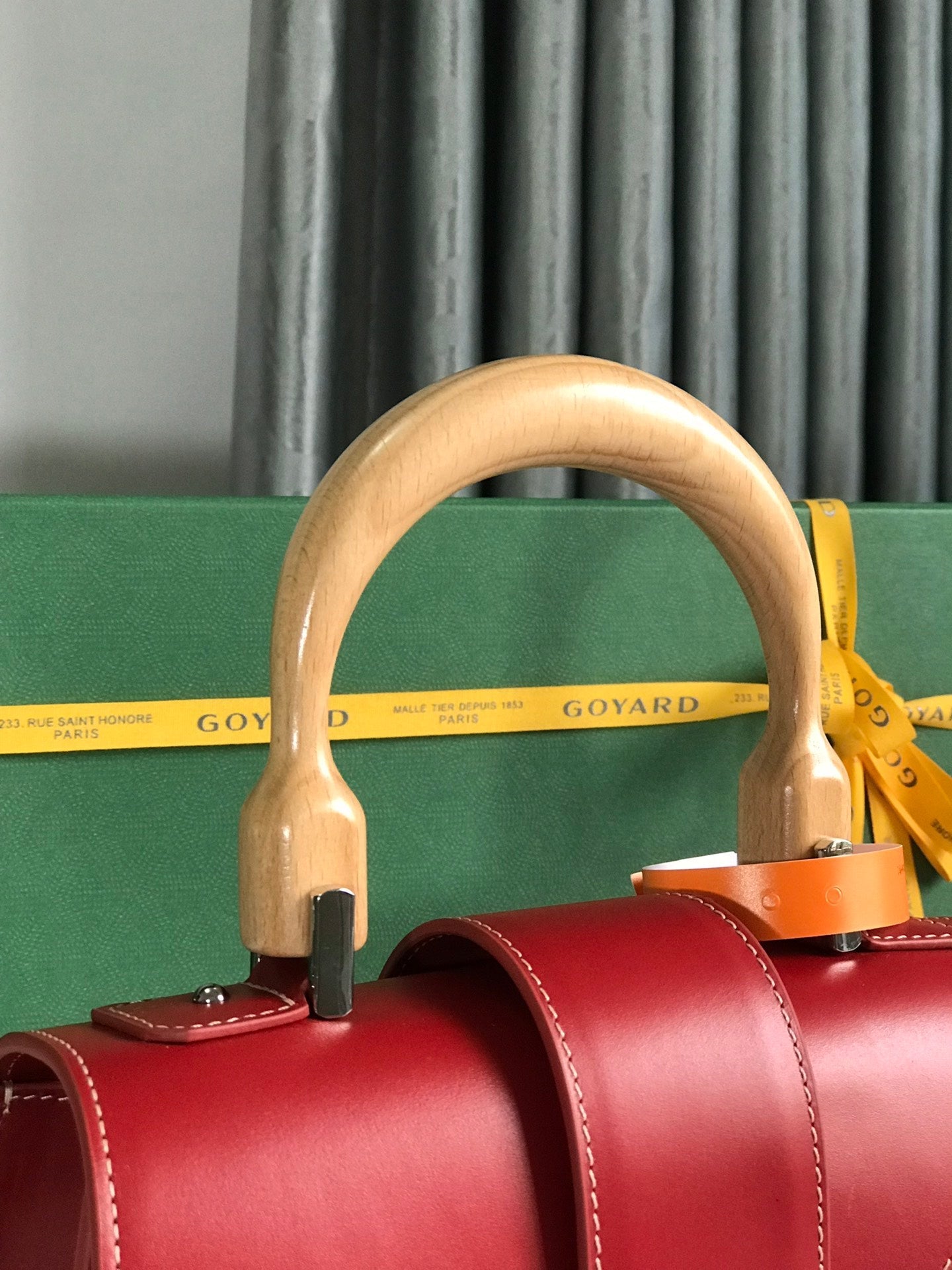 SAC SAÏGON PM 28 EN TOILE GOYARDINE ROUGE PERSAN ET CUIR DE VEAU