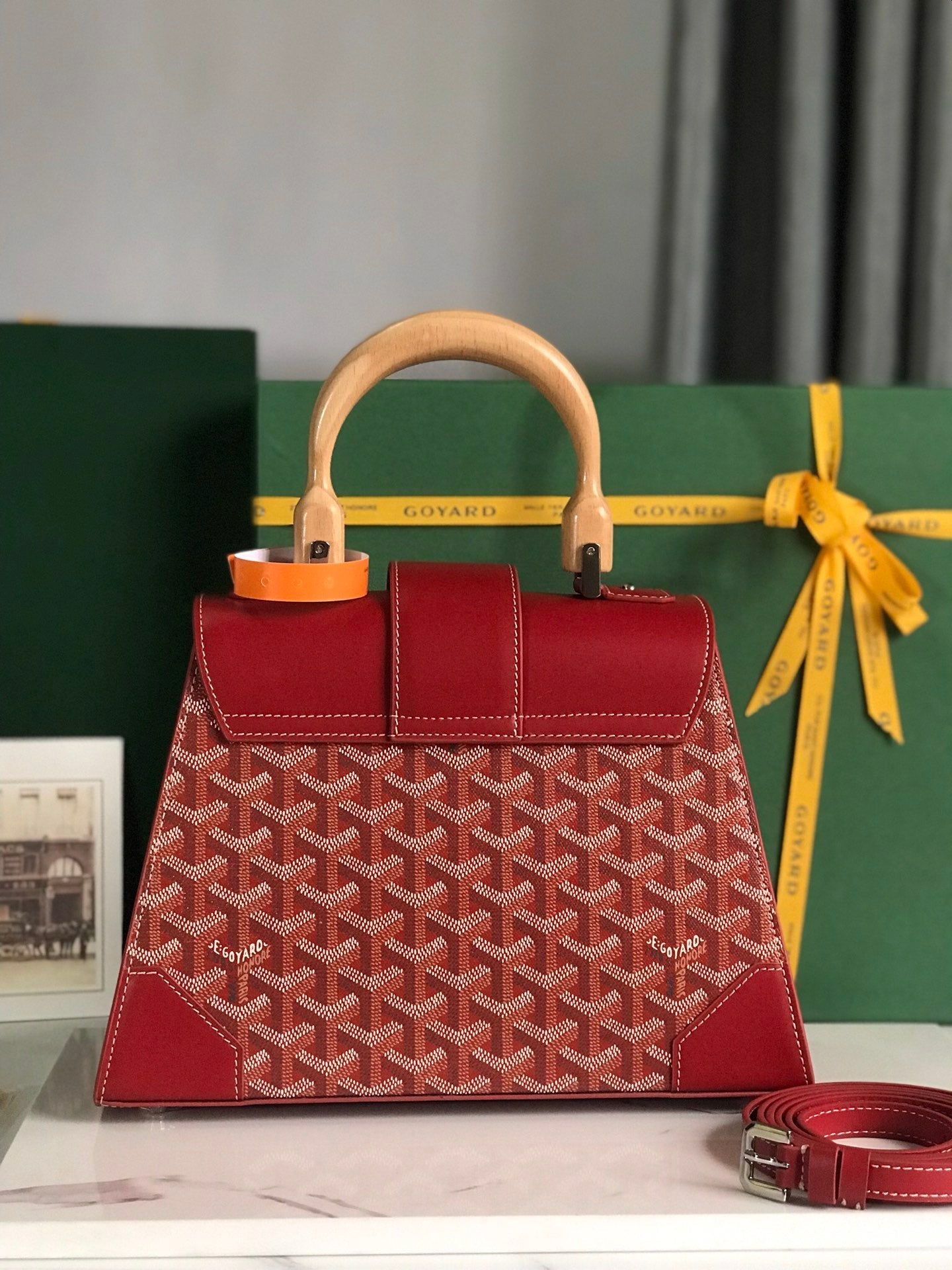 SAC SAÏGON PM 28 EN TOILE GOYARDINE ROUGE PERSAN ET CUIR DE VEAU
