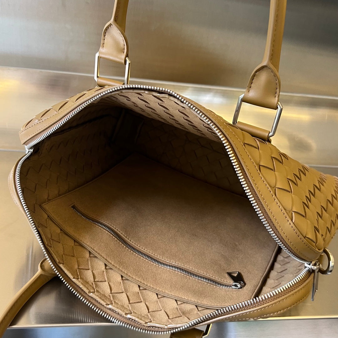 SERVIETTE SLIM INTRECCIATO 36 CUIR DE VEAU MARRON CARAMEL
