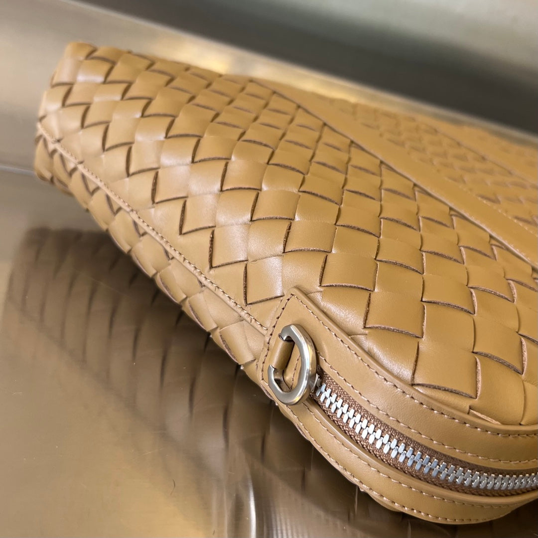 SERVIETTE SLIM INTRECCIATO 36 CUIR DE VEAU MARRON CARAMEL