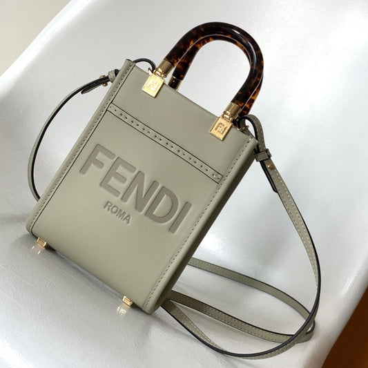 フェンド ミニ サンシャイン ショッパーバッグ 18 ライトグレー レザー