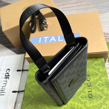 Pochette GG CLASP 20 en toile noire et cuir de veau