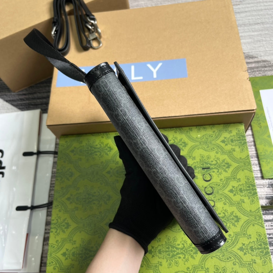 Pochette GG CLASP 20 en toile noire et cuir de veau