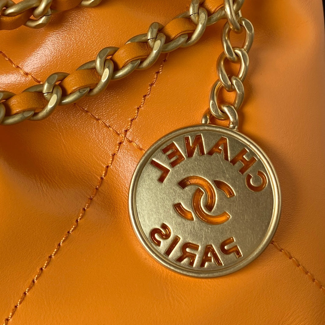 Sac Hobo 22 CC 24S 20 cm en cuir d'agneau orange