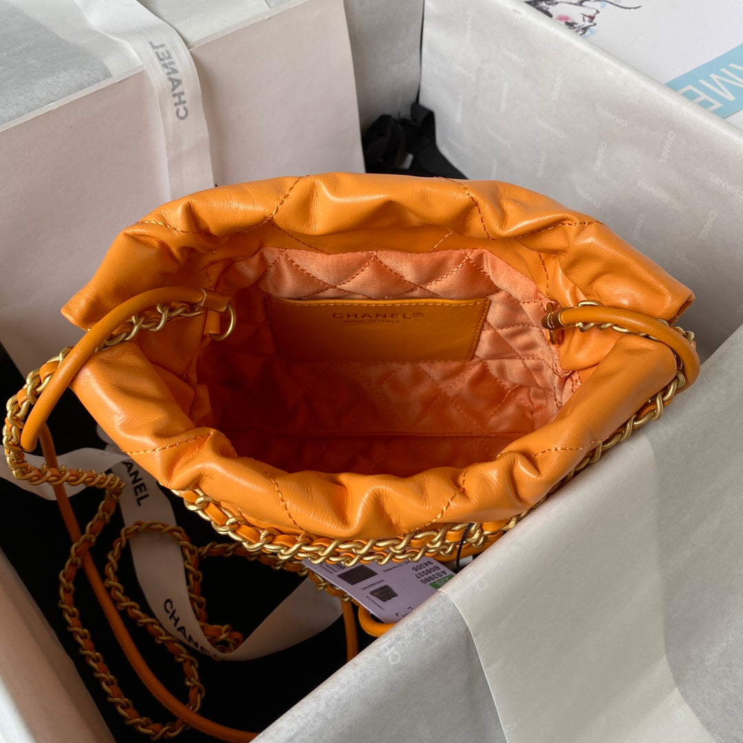 Sac Hobo 22 CC 24S 20 cm en cuir d'agneau orange