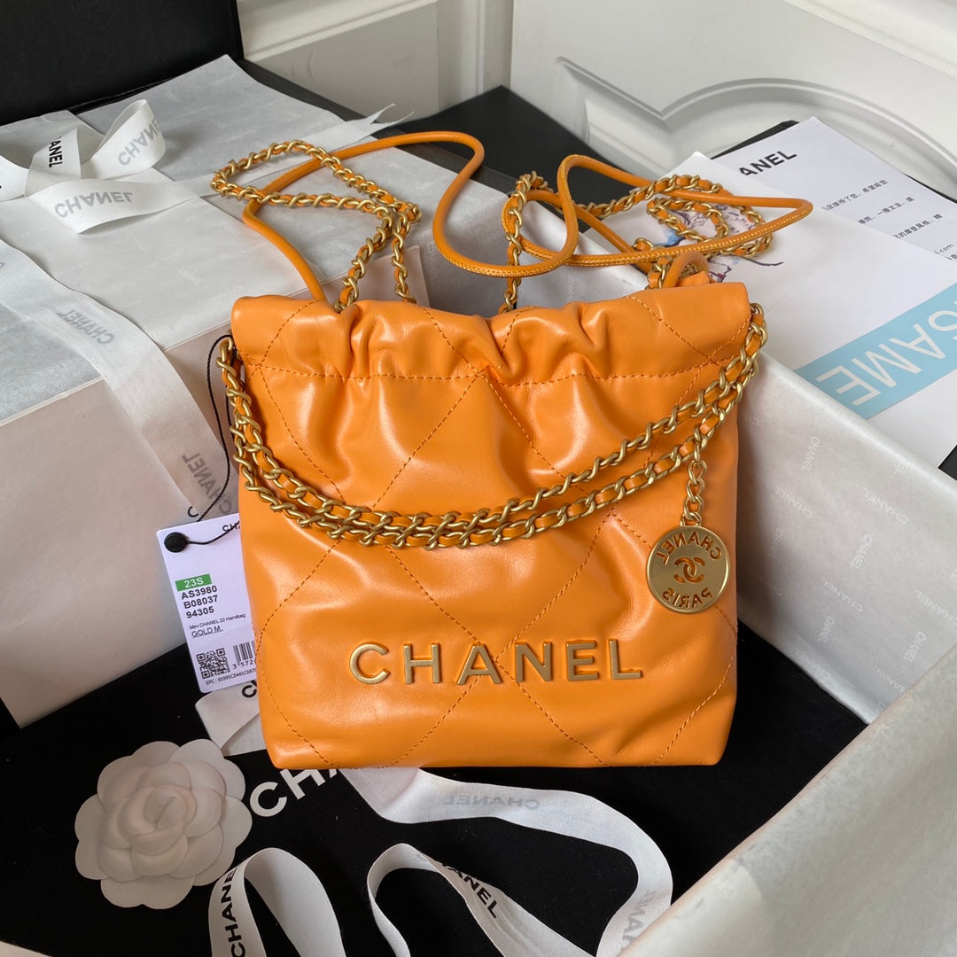 Sac Hobo 22 CC 24S 20 cm en cuir d'agneau orange