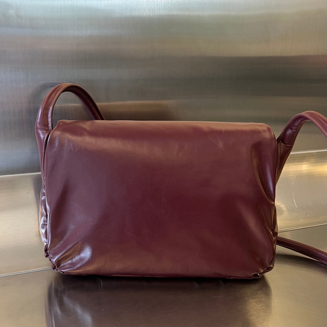 SAC PUFFER PAD 29 EN CUIR DE VACHE PRUNE VIOLET