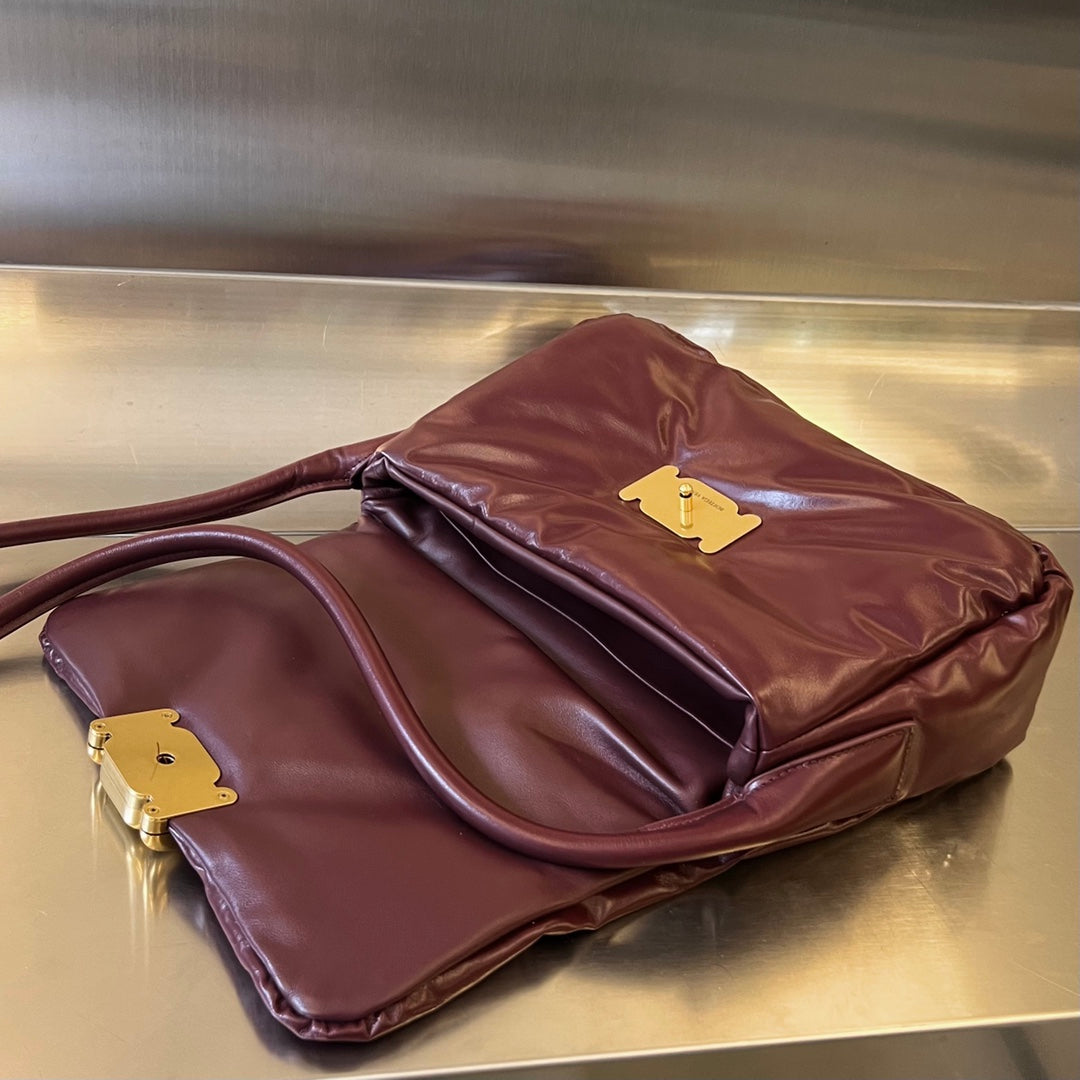 SAC PUFFER PAD 29 EN CUIR DE VACHE PRUNE VIOLET