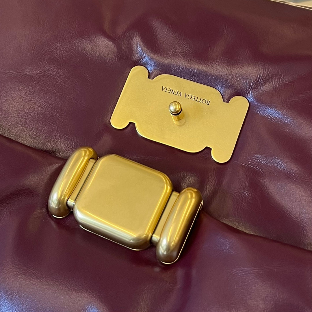 SAC PUFFER PAD 29 EN CUIR DE VACHE PRUNE VIOLET