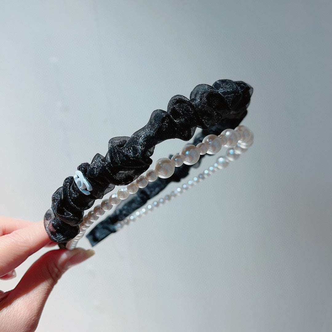 ブラックボイル生地 パールチェーン付きヘアバンド 867187