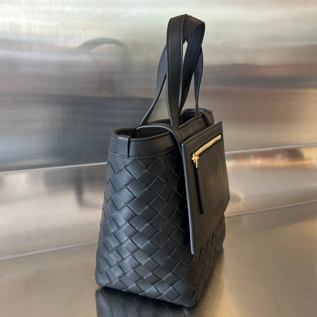 SAC FLIP FLAP 23 EN CUIR D'AGNEAU NOIR