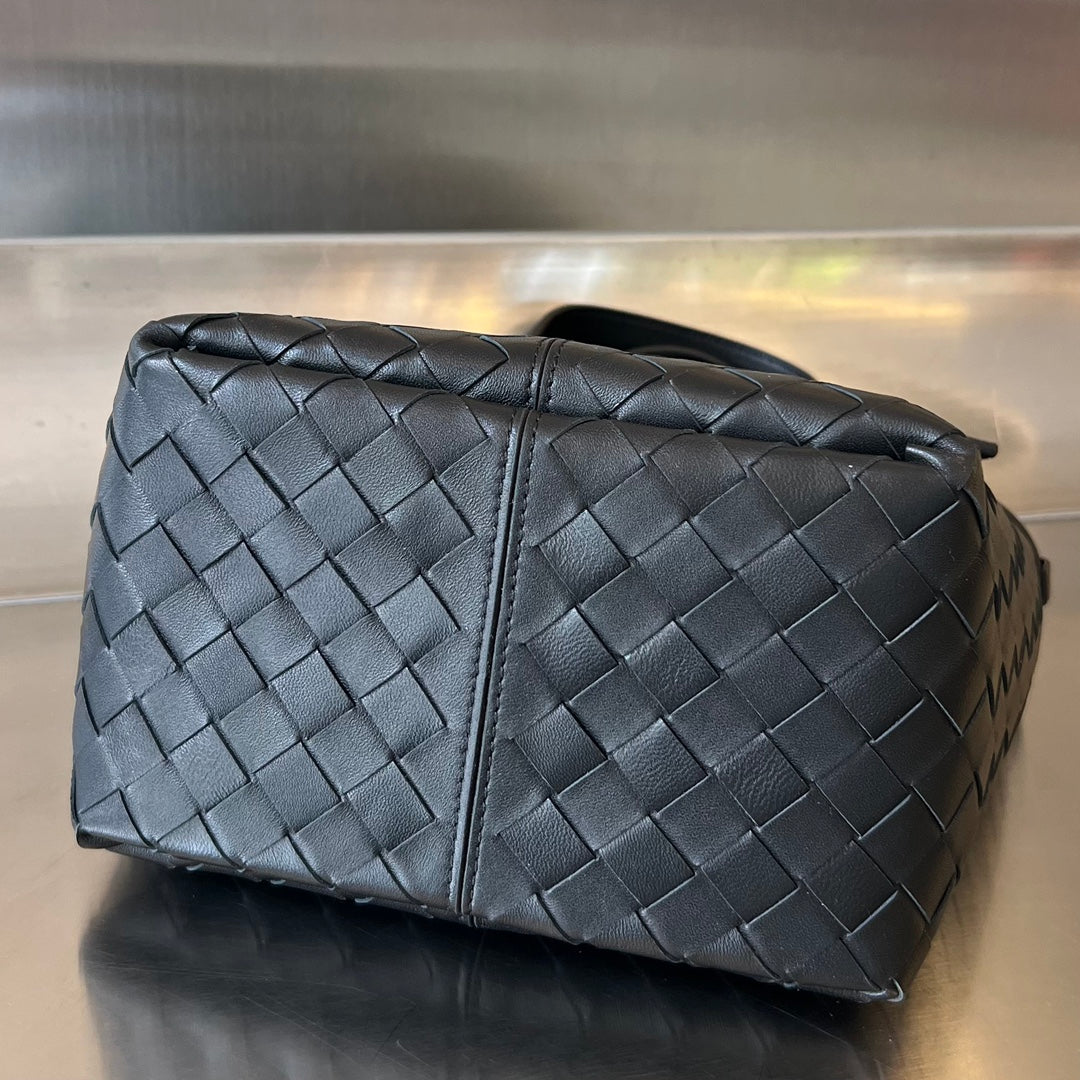 SAC FLIP FLAP 23 EN CUIR D'AGNEAU NOIR
