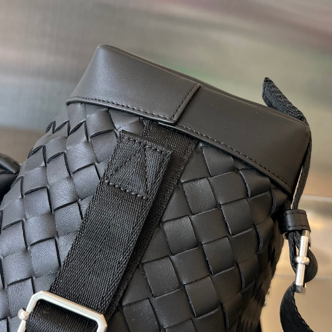 SAC À DOS 42 EN CUIR DE VEAU NOIR