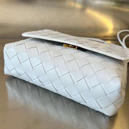 BV ミニ クロスボディバッグ 19cm ホワイト カーフスキン Ghw 