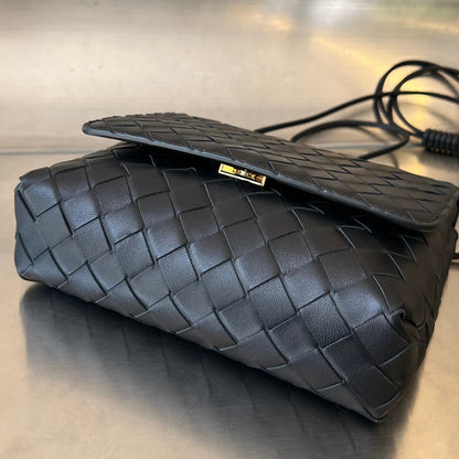 BV ミニ クロスボディバッグ 19cm ブラック カーフスキン Ghw 
