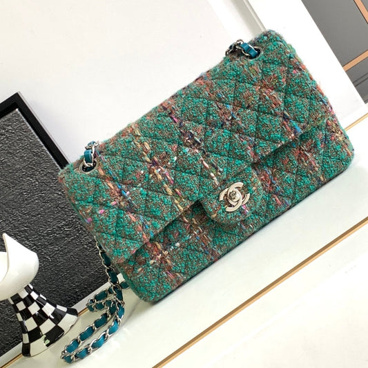 SAC CLASSIQUE CC MEDIUM 25 EN TWEED DE LAINE GREEN FOREST