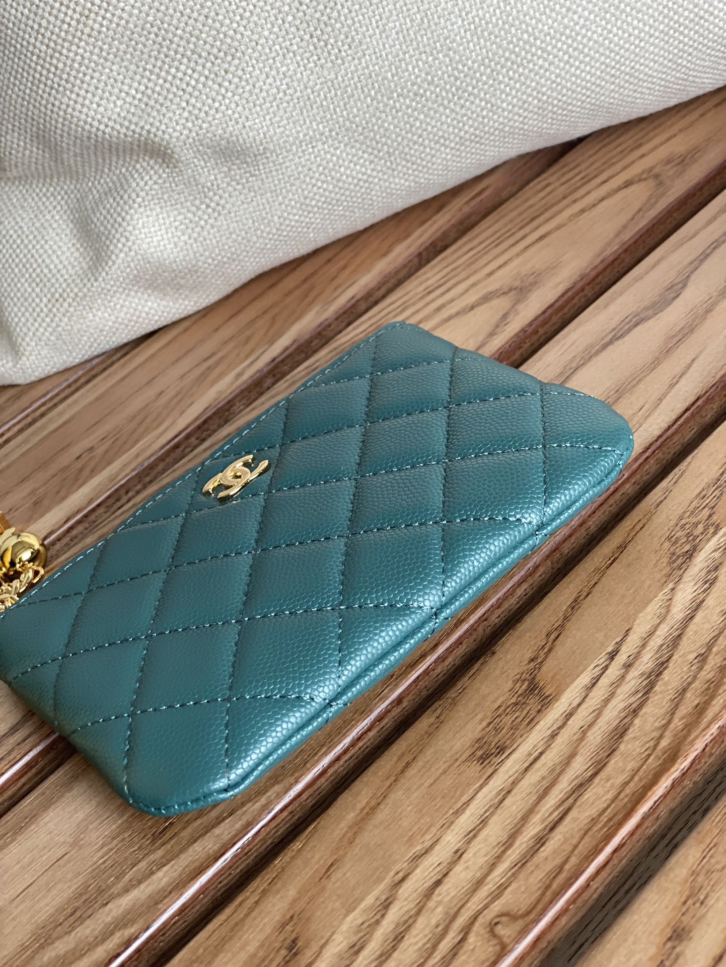 cc ジップウォレット 14cm ダークグリーン キャビアゴールド金具