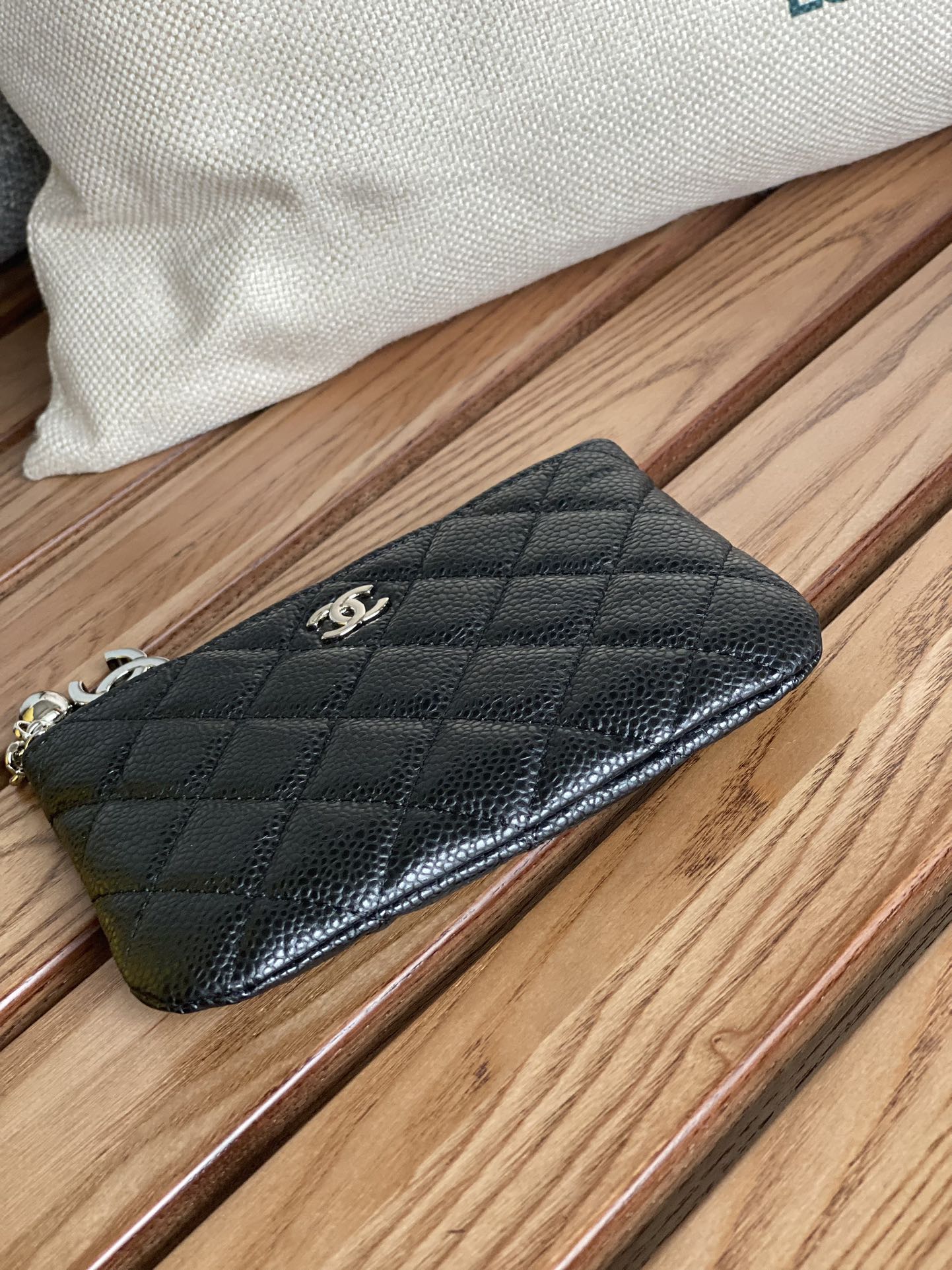 Portefeuille zippé CC 14 cm noir caviar matériel argenté