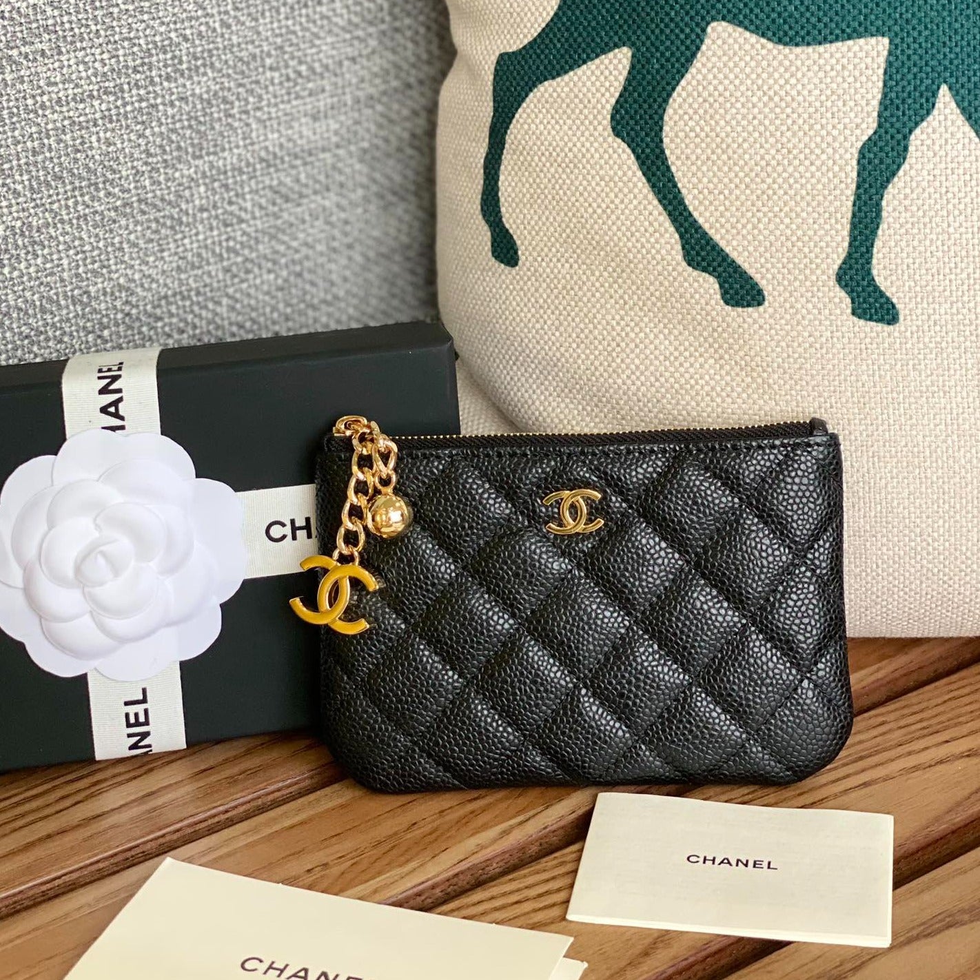 cc ジップウォレット 14cm ブラック キャビアゴールド金具