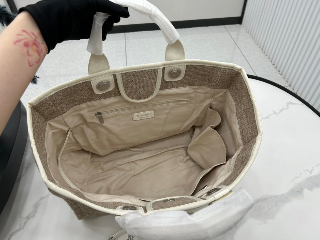 Sac CC Deauville Tweed Cuir Blanc Ferrures Argentées 13