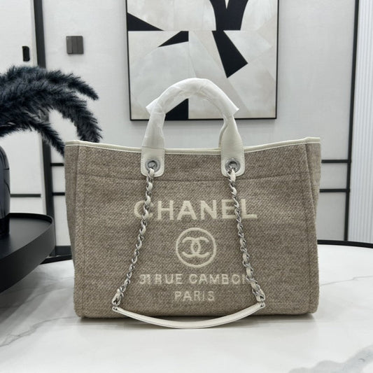 Sac CC Deauville Tweed Cuir Blanc Ferrures Argentées 13