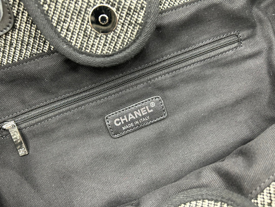 CC ドーヴィル ツイードバッグ ブラックレザー シルバー金具 14