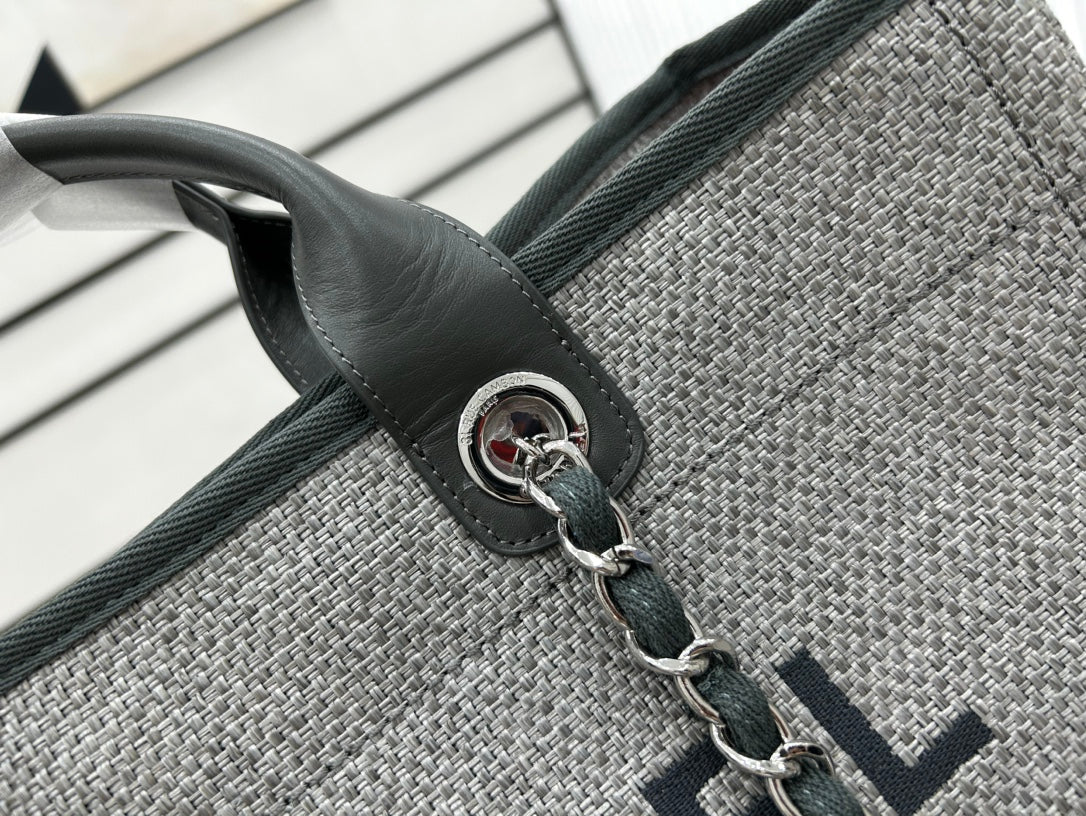 Sac CC Deauville en tweed, cuir vert foncé, accessoires dorés, 18
